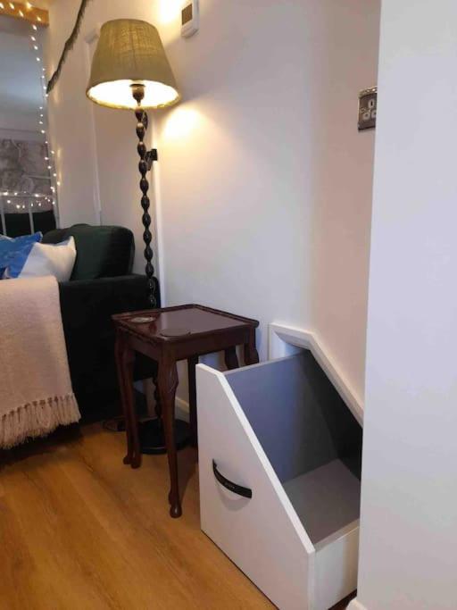 The Walkers' Cwtch Apartment Ffestiniog Екстериор снимка