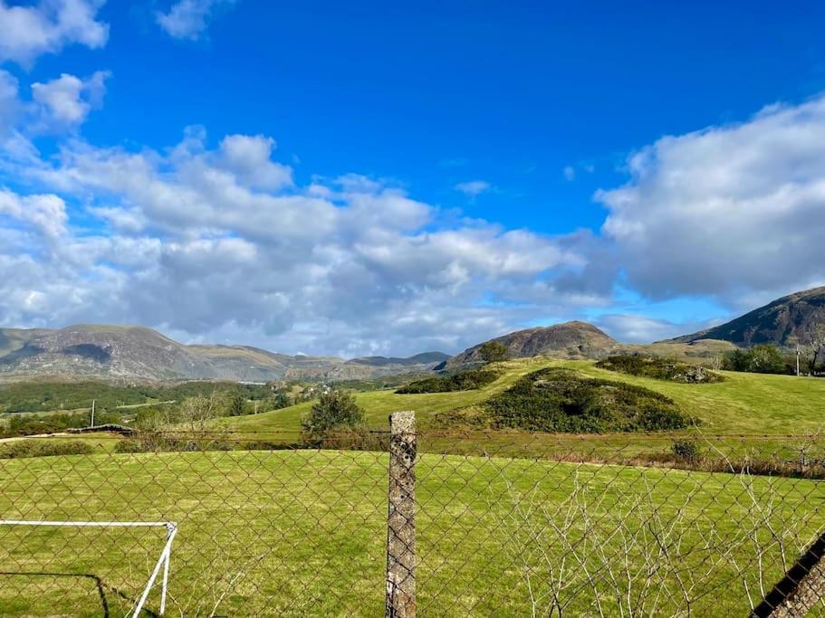 The Walkers' Cwtch Apartment Ffestiniog Екстериор снимка