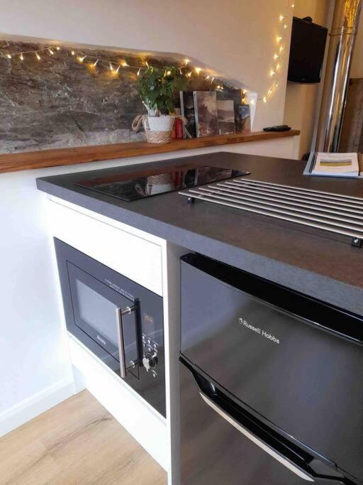 The Walkers' Cwtch Apartment Ffestiniog Екстериор снимка