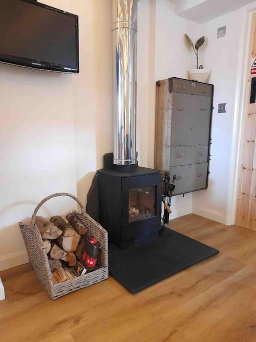 The Walkers' Cwtch Apartment Ffestiniog Екстериор снимка